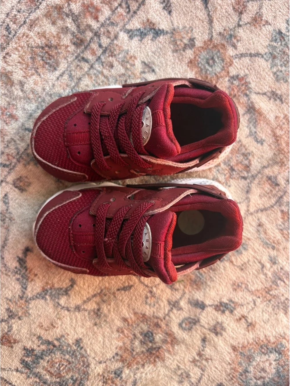 5C Burgundy Nike Toddler Huarache Slip On Sneakers